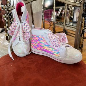 Girl sneakers two pair for one bundle